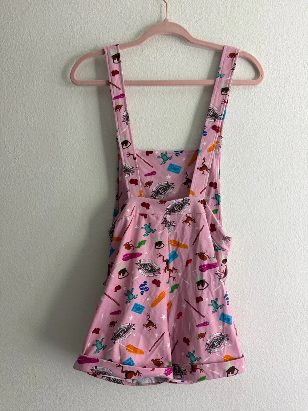 Cakeworthy Womens Honeydukes Harry Potter Pink Printed Overall Romper NWT - Picture 3 of 4